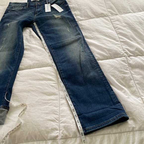 Banana Republic Low Rise Jeans Straight Fit, Straight Leg Size 28 NWT - Picture 8 of 10